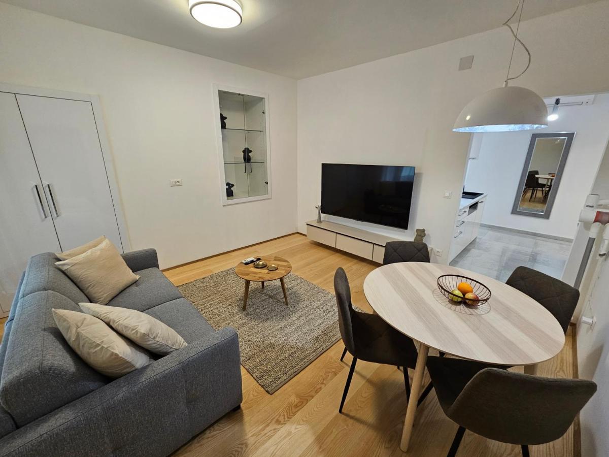 Cosy&Lux On Main Square, Korzo Rijeka Apartment Exterior photo